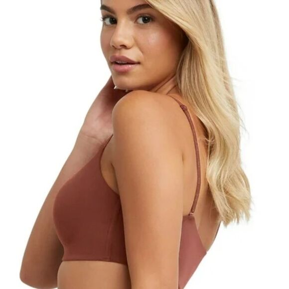 Maidenform Basically Sexy Seamless Scoop Cropped Bralette- Feathered Brown - Picture 2 of 10